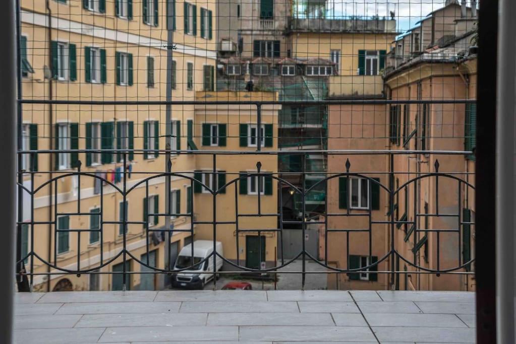 Rosy'S House Un Attico A Due Passi Dall'Acquario Parking Free Apartment Genoa Exterior photo