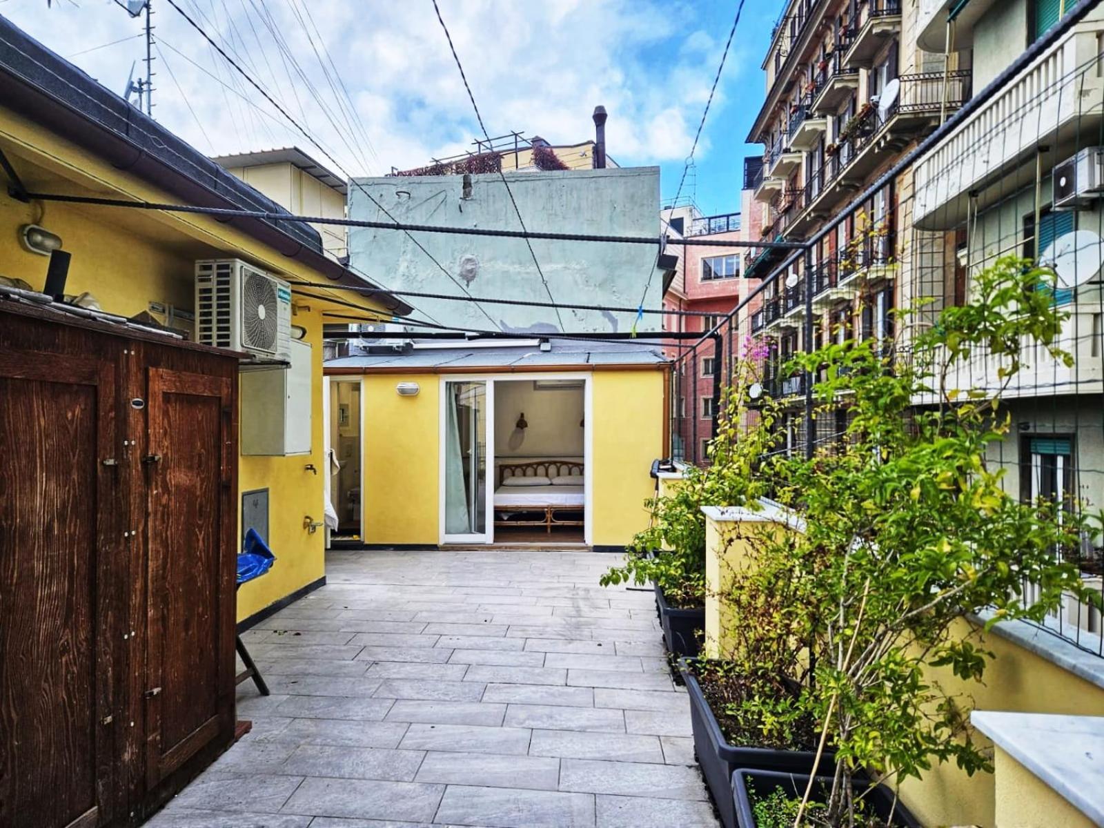 Rosy'S House Un Attico A Due Passi Dall'Acquario Parking Free Apartment Genoa Exterior photo